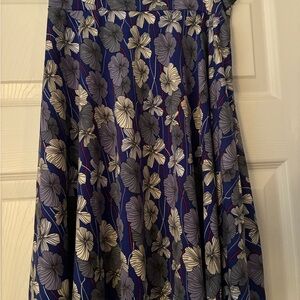 LuLaRoe Azure Girls Size 12 Skirt Blue and White Floral like new